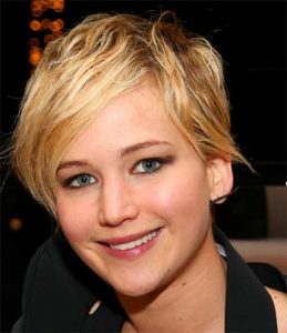 Jennifer Lawrence is wearing a wig in Hunger Games